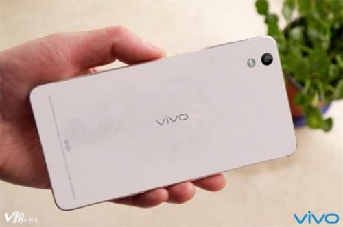 vivo Xplay5S細節設計曝光 主打外觀設計或將5月發布(圖2) 02