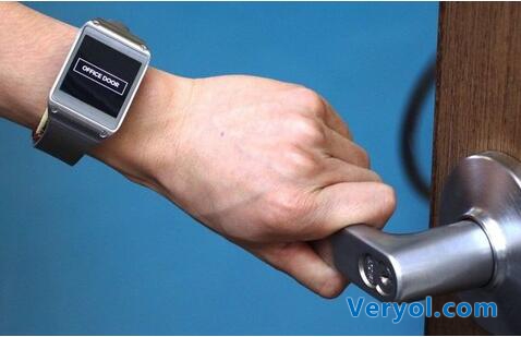 黑科技智能手表亮相 蘋果Apple Watch還能拽多久?(圖1) 1