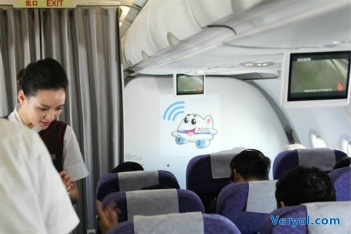 坐飛機也可以上網!東航開啟空中互聯服務(圖1) celhjOCpxnAR_meitu_2