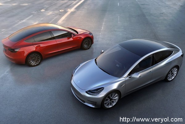 特斯拉Model 3內飾細節曝光,或搭載AR系統仍不見儀表盤(圖2) 1120027403_14805540066691n