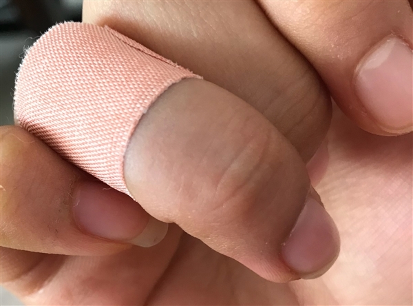 男子熟睡時疑被老鼠咬破頭！醫生科普：比貓狗咬到更可怕
