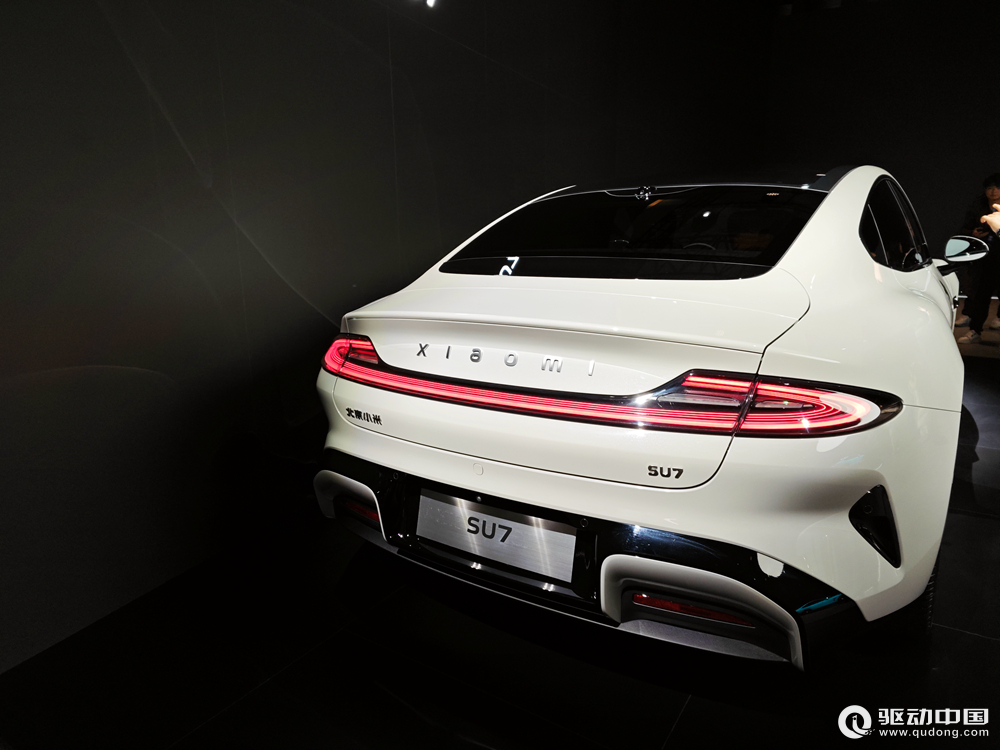 年輕人的第一輛轎跑 小米汽車技術發布會近距離觀摩小米SU7(圖9)