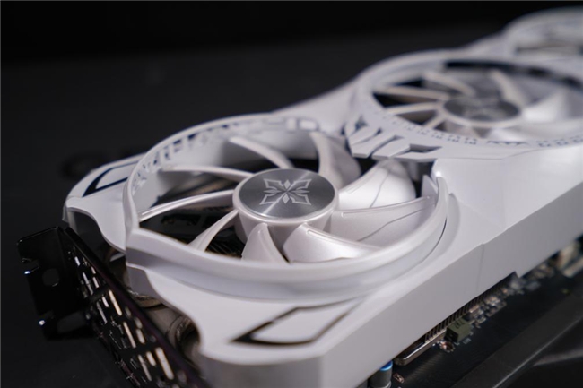 全民AI游戲時代到來！耕升 RTX 4070 SUPER助SDR游戲HDR化(圖19)