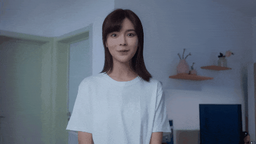 玩這個被美女包圍的游戲：我騙了哥們兒 也騙了自己