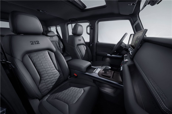 212首款新車T01上市！定位硬派越野 售價13.99-17.29萬元(圖5)