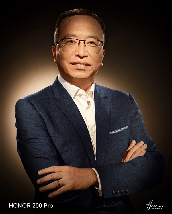 榮耀200系列重現雅顧2萬元一張寫真人像效果 趙明：普通手機濾鏡不可能做到