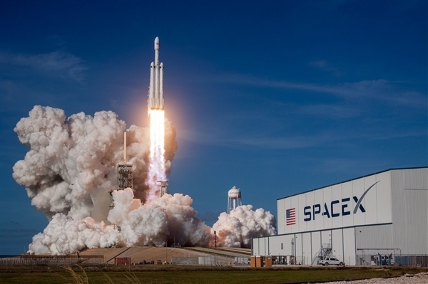 馬斯克SpaceX獲美國宇航局61億重任！牽引國際空間站“墜”入太平洋