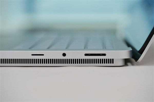 1.9萬旗艦Windows本！微軟Surface Laptop Studio 2圖賞
