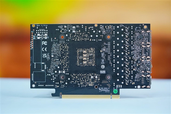 鋁合金打造！影馳RTX 4070 Ti SUPER金屬大師顯卡圖賞