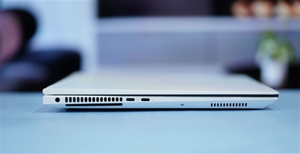 五彩斑斕的白！榮耀MagicBook Pro 16圖賞