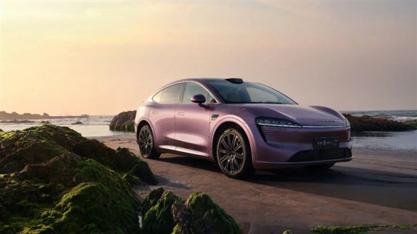 華為又添新兵 全力狙擊Model Y！余承東：超越BBA