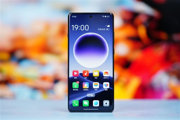 首款驍龍8 Gen3雙潛望手機(jī)！OPPO Find X7 Ultra圖賞