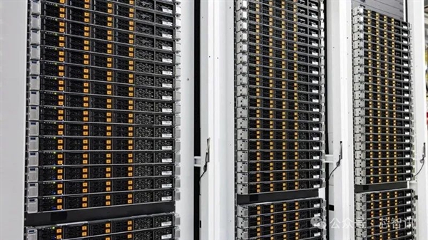 馬斯克Colossus AI超算集群內部首曝：足足10萬英偉達H100 GPU
