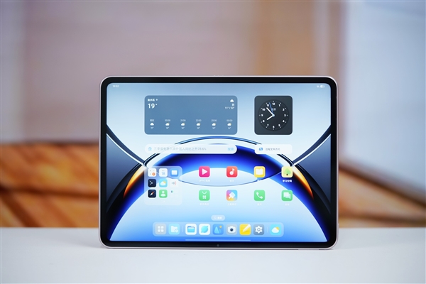 首發全景虛擬屏！OPPO Pad 3 Pro圖賞