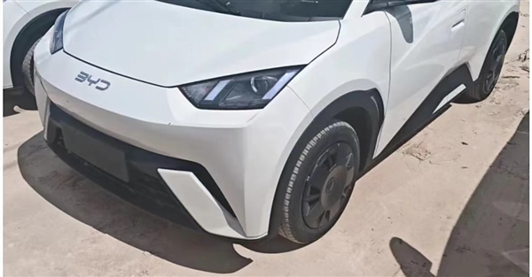榮耀版將停產 新款比亞迪海鷗實車曝光：解決一個開車痛點
