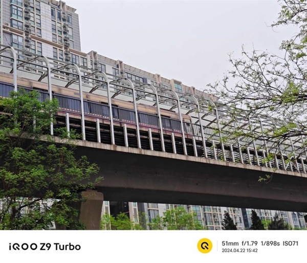 iQOO Z9 Turbo上手：1999元同檔最佳性能手機(jī)