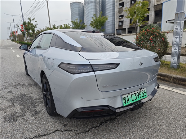全面超越特斯拉Model 3有戲！廣汽昊鉑Hyper GT國慶長測