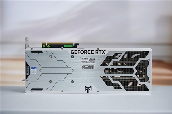 硬核全金屬！影馳RTX 4070 Ti SUPER金屬大師Plus OC圖賞