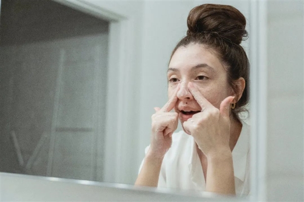 這3個洗臉誤區(qū) 正在悄悄毀掉你的臉！