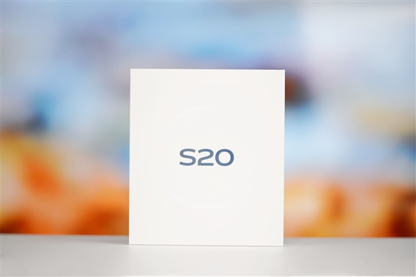 185g機身塞下6500mAh大電池！vivo S20圖賞