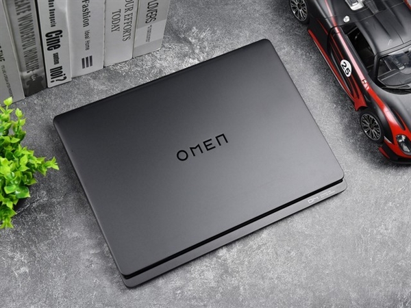 惠普首款AI PC！OMEN暗影精靈10 SLIM 14 AI游戲本上手