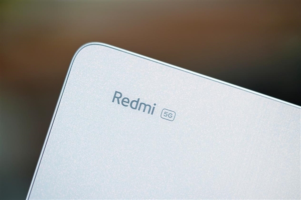 749元5G入門神機！Redmi 13C彩虹星紗圖賞