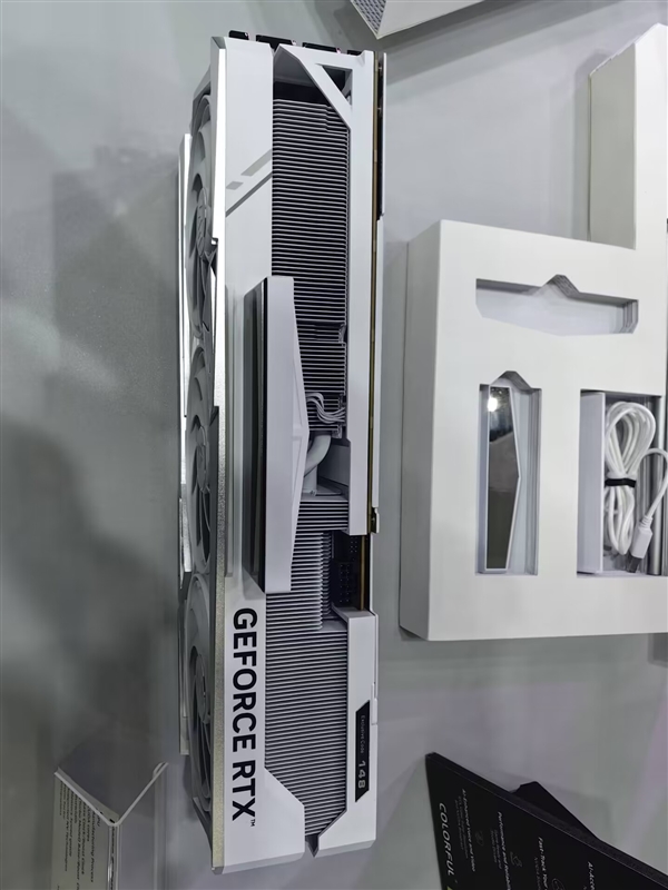 風冷內(nèi)存、高端主機：七彩虹AIPC新品集結COMPUTEX 2024！