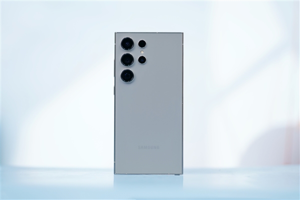 鈦合金直屏旗艦!三星Galaxy S24 Ultra國行版圖賞(圖7) 鈦合金直屏旗艦!三星Galaxy S24 Ultra國行版圖賞