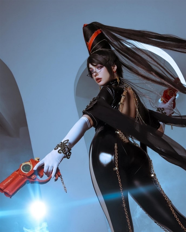 烏克蘭美女Cos《博德之門3》影心 身材過于火辣