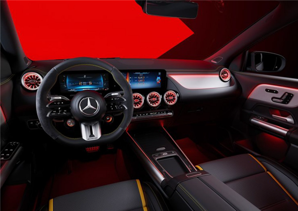 地表最強2.0T！全新奔馳AMG GLA 45 S官圖發布：4.3秒破百