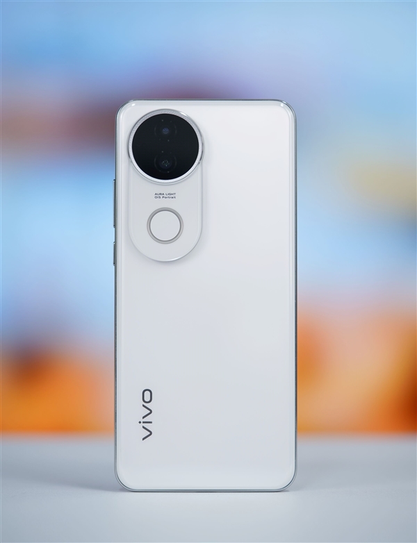 185g機身塞下6500mAh大電池！vivo S20圖賞