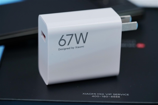 這次工藝拉滿了！小米MIX Fold 3龍鱗纖維版圖賞