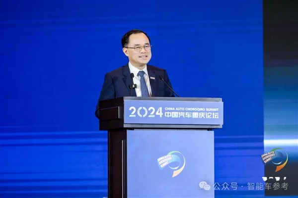 車圈大佬在重慶吵起來了！李書福開炮降價助長偷工減料