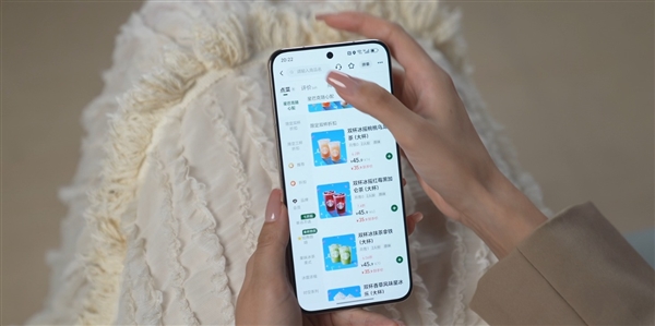 樹立2024年AI手機新標桿 榮耀Magic7系列上手