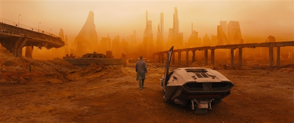 馬斯克又惹上事了 Robotaxi發布會被訴侵權《銀翼殺手2049》