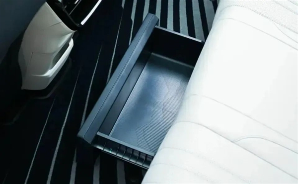看完銀河E5發(fā)布會(huì)：我覺(jué)得這水桶車(chē)有點(diǎn)無(wú)敵