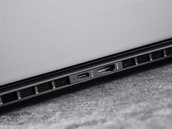 惠普首款AI PC！OMEN暗影精靈10 SLIM 14 AI游戲本上手