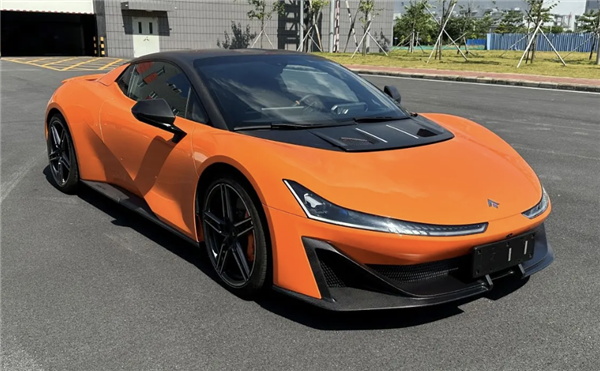 國產(chǎn)跑車的春天來了？廣汽埃安昊鉑SSR曝光 預(yù)售128.6萬起