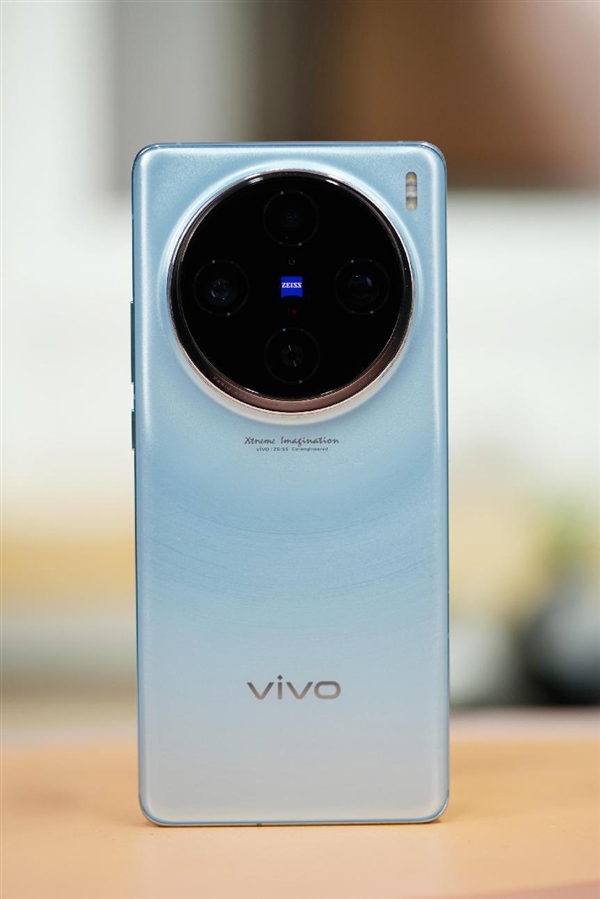 月環云階設計吸睛！vivo X100 Pro圖賞