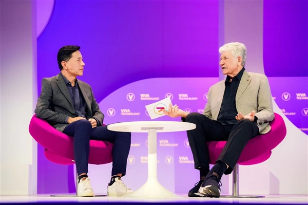 李彥宏稱自己是AI的長期信仰者：十多年前就開始投入研發(fā)