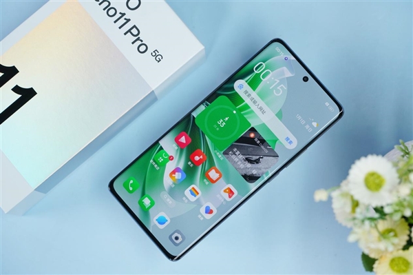 寶石圓盤(pán)攝像頭奪目！OPPO Reno11圖賞
