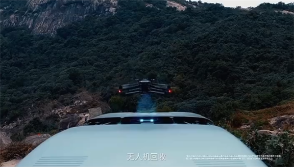 比亞迪攜手大疆推出全球首款車載無人機(jī)！首搭仰望U8無人機(jī)版