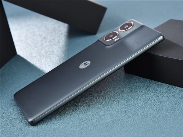 聯想moto S50 Neo上手：千元AI曲面屏手機 同檔罕見