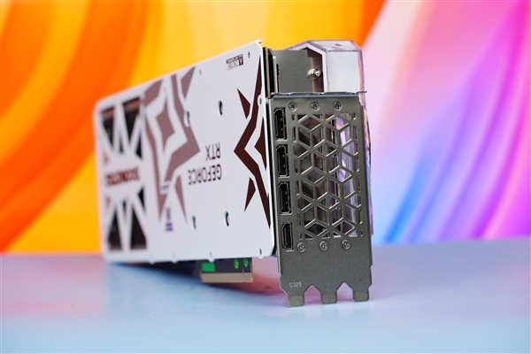 可拆卸透明外殼！影馳GeForce RTX 4080 SUPER星曜圖賞