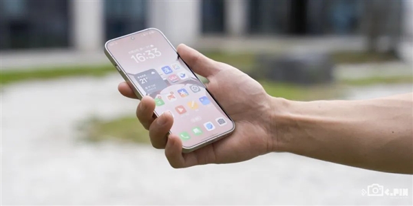 果味十足的輕薄直屏：OPPO Find X8找到了銷量密碼