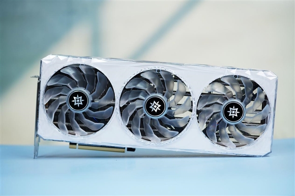 鉆石風切割設計 影馳RTX 4070 SUPER星曜OC顯卡圖賞