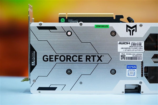 鋁合金打造！影馳RTX 4070 Ti SUPER金屬大師顯卡圖賞