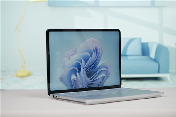 1.9萬旗艦Windows本！微軟Surface Laptop Studio 2圖賞