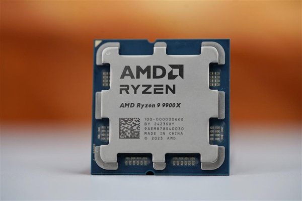 功耗大降30%！AMD銳龍9 9950X/9900X處理器圖賞