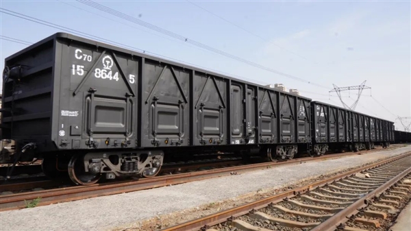 火車上的字母、數字大全！原來藏著這么多秘密